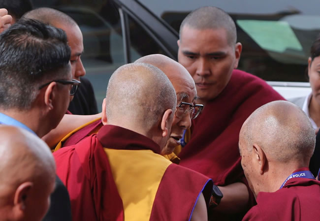 歌颂达赖喇嘛 藏族青年歌手唱「和平王子」遭中国拘留