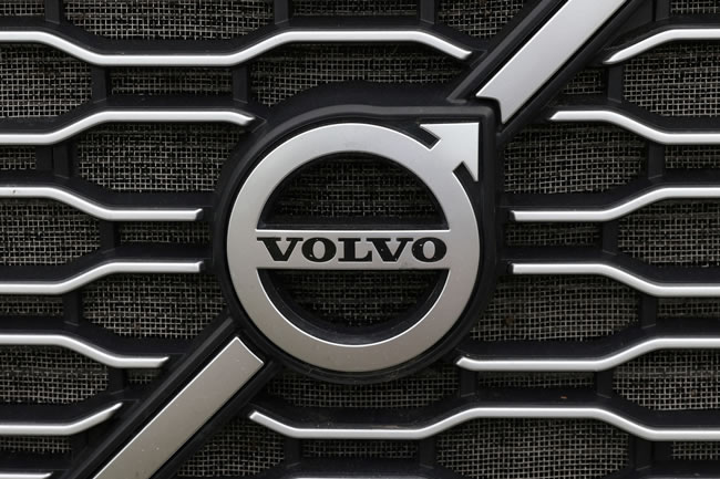 受美关税与新车延迟影响 Volvo认列12亿美元减损费用