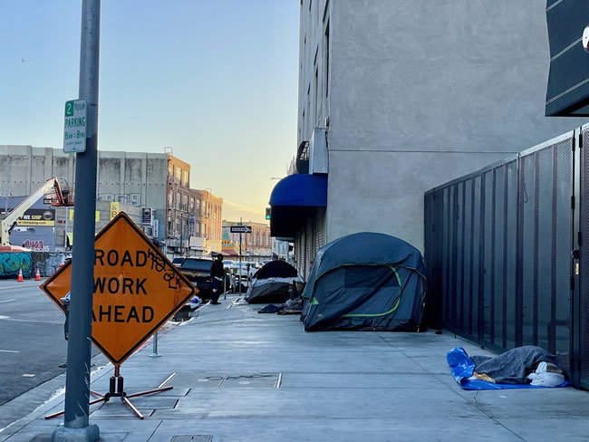 ICE扩大执法範围 南加游民收容所也难倖免