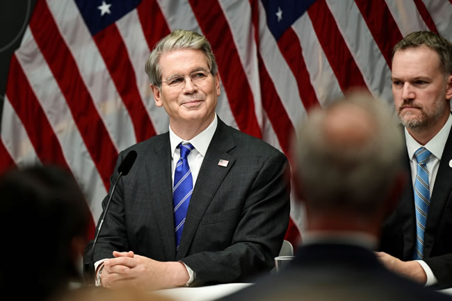 美中同意「继续磋商」关税休战延长（跑得快） 据传不提两件事