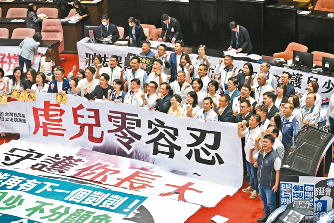 台修法虐死未满7岁童可判死 家长团体：迟到太久的正义