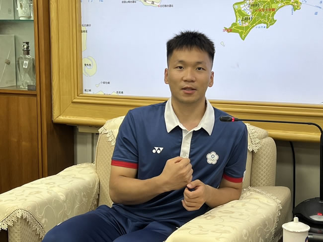 30岁李洋掌运动部？卓荣泰没否认 若成真创最年轻部长