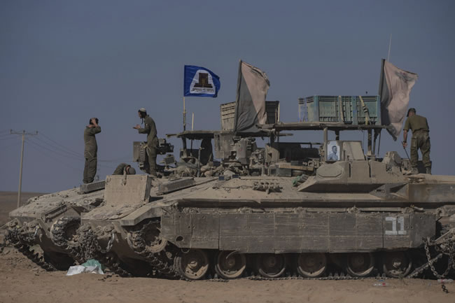 以色列防长批准攻占加萨市计画 将徵召5万后备军人