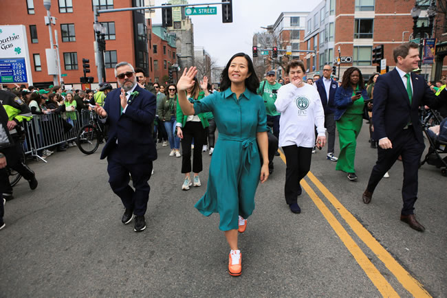 波士顿市长「拒撤销庇护政策」ICE局长威胁派员大举进驻