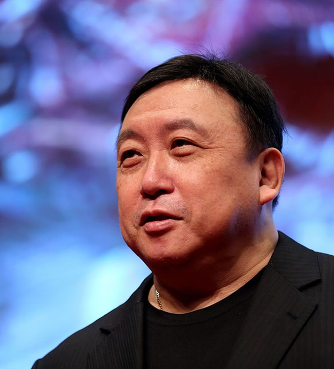 王晶爆李嘉欣豪门祕辛「百亿遗产拿不到」夫妻月领200万港币生（金花群）活费