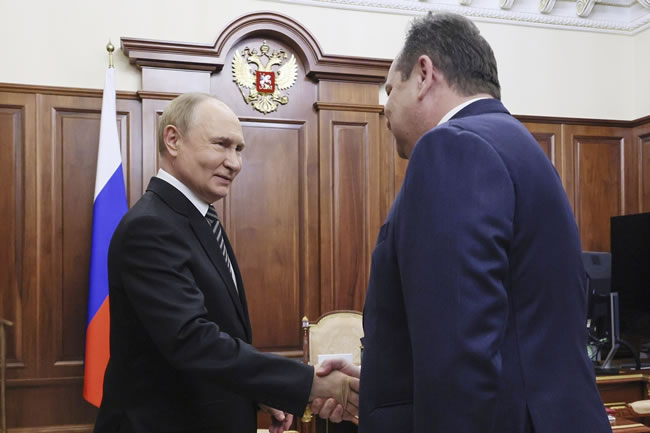 普亭传向川普建议莫斯科举行俄乌峰会 泽伦斯基拒绝