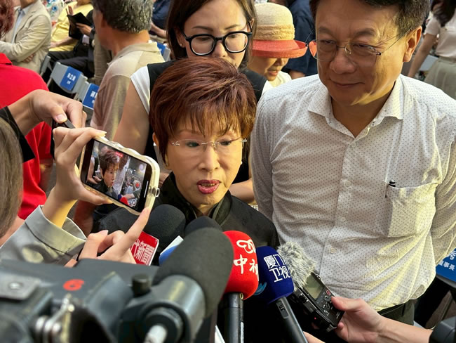 卢秀燕没意愿选党主席？洪秀柱：觉得朱立伦也满可怜的