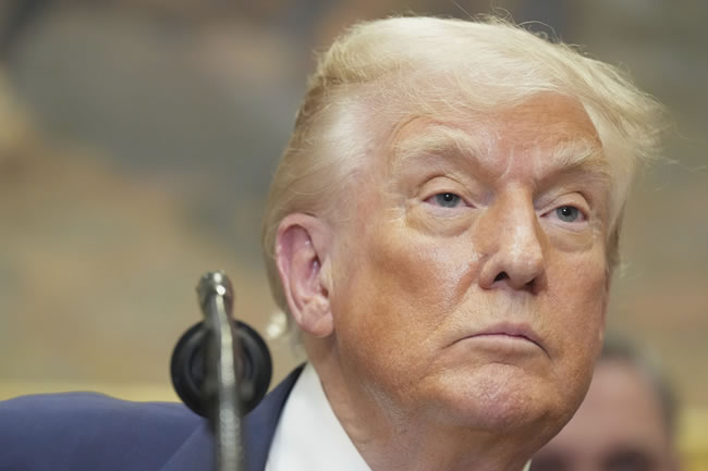 白宫公布关税92国清单 叙利亚最高41%、瑞（麻将群）士8%上升最多