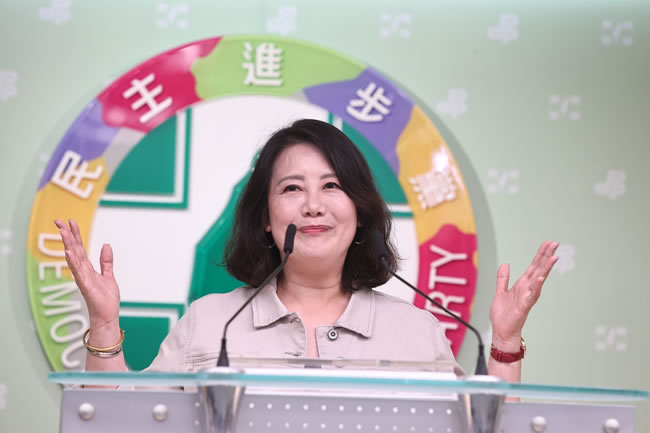 823罢免未通过 吴思瑶：对的事 不因投票输变错的