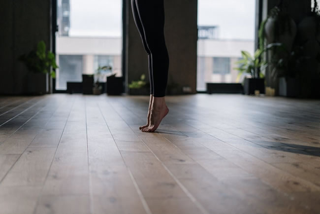 不想跑不想跳 减脂可做这4套动作