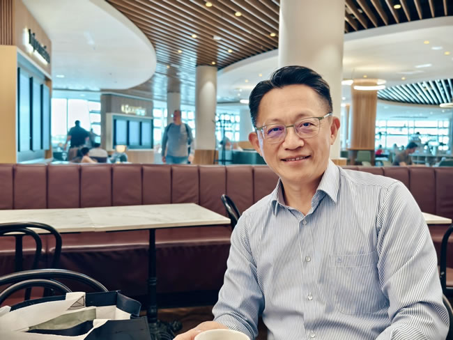 儿加入维也纳少年合唱团 长荣航空何秉修传递奥台音乐喜悦