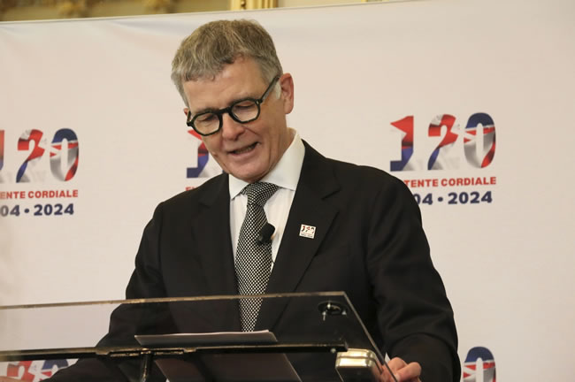 英军情处MI6徵才公告 锁定暗网高手