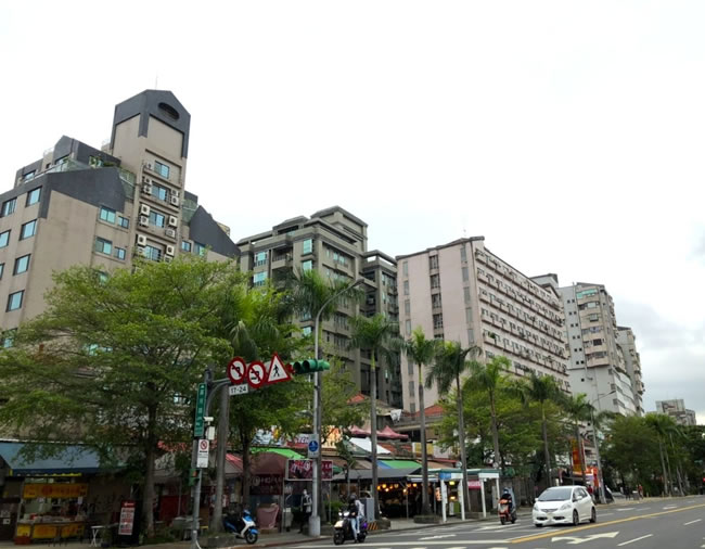 卓荣泰要求房市水龙头「开大一点」 央行总裁：不鬆绑