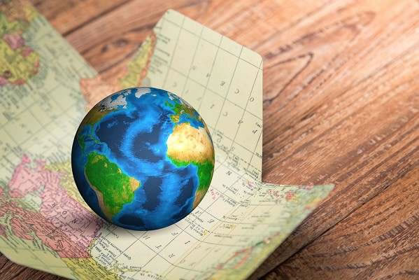 西班牙瓦伦西亚发布豪雨红色警戒 忧毁灭性洪灾重演