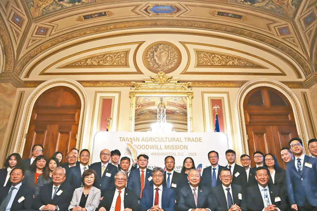 台承诺 4年买100亿美国农产品