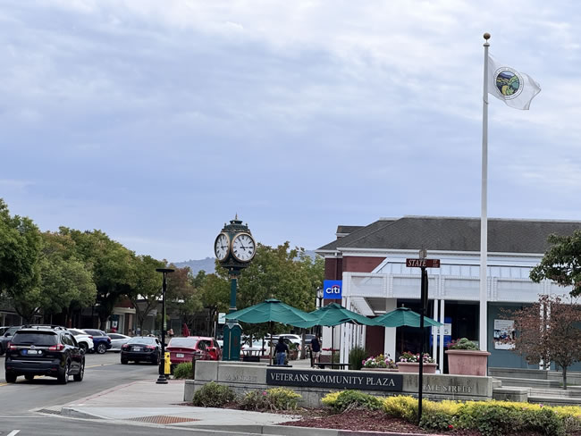 中半岛房市升温 洛斯阿图竞争最激烈