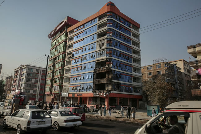 阿富汗：巴基斯坦破坏停火 又发动空袭酿10死