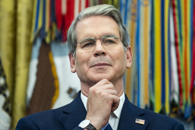 贝森特怒斥中国想把全球经济拖下水  FT爆中官员早预告「地狱烈火」