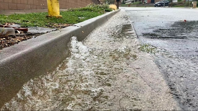 南加今秋首场强降雨 引泥石流警报 多地发撤离令