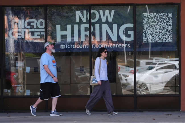 就业市场严峻…但这2类行业表现亮眼 职缺热抢