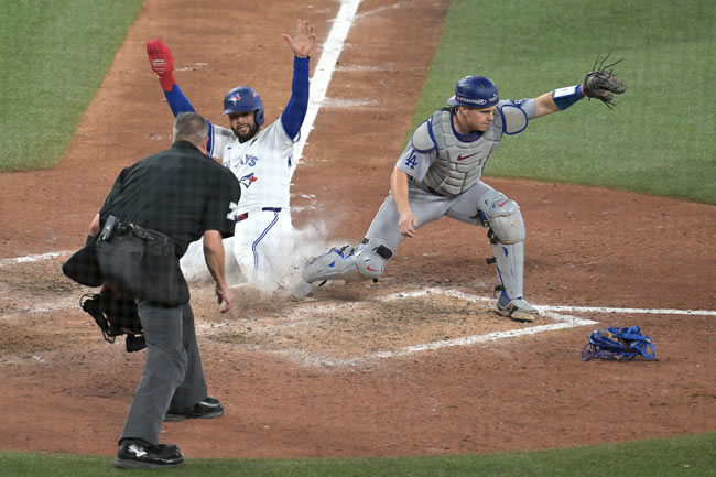 MLB／摄影记者1张照片还原蓝鸟G7与冠军「10亿（一元一分麻将群）分之1秒的差距」