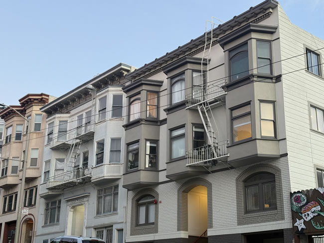 旧（一元一分红中麻将群）金山租金再创新高 两房5000元只是起步价　