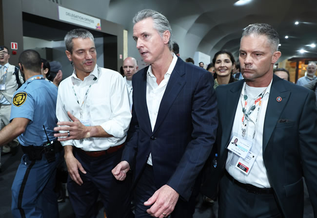 纽森（正规一元一分麻将群）现身COP30呛中国：加州不会让出气候竞赛舞台