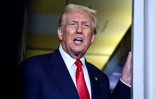 川普正式命令对中国芬（正规一元一分麻将群）太尼关税降至10% 下周生效 关税休战延一年